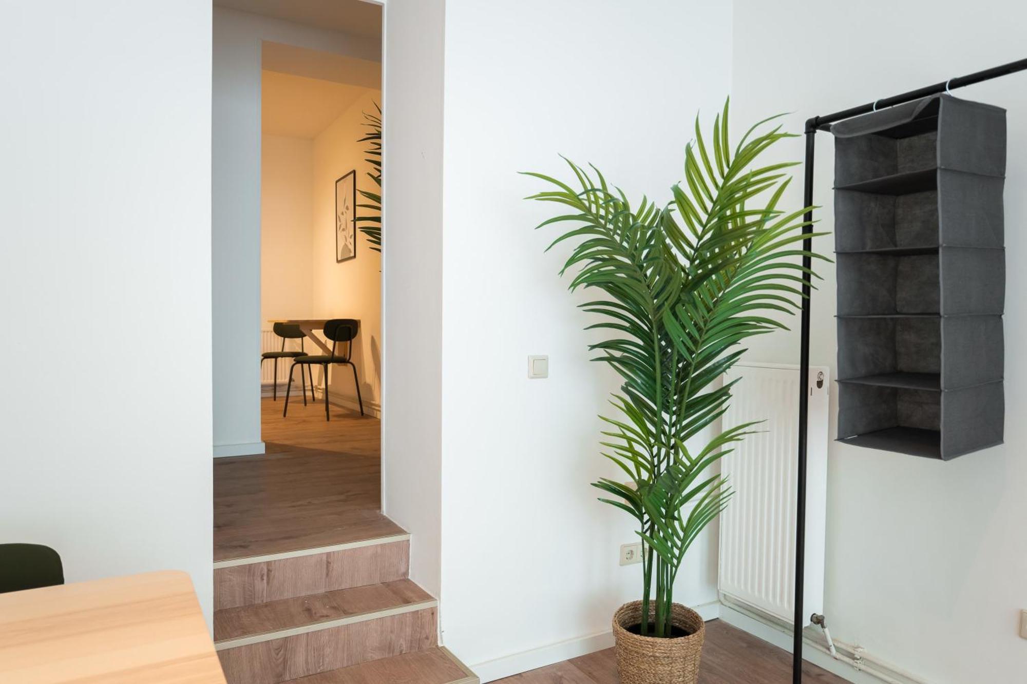 Spacious 1-Bedroom Apartment In Kreuzberg Берлін Екстер'єр фото