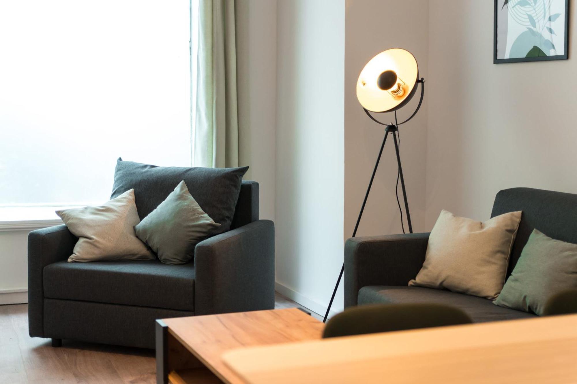 Spacious 1-Bedroom Apartment In Kreuzberg Берлін Екстер'єр фото